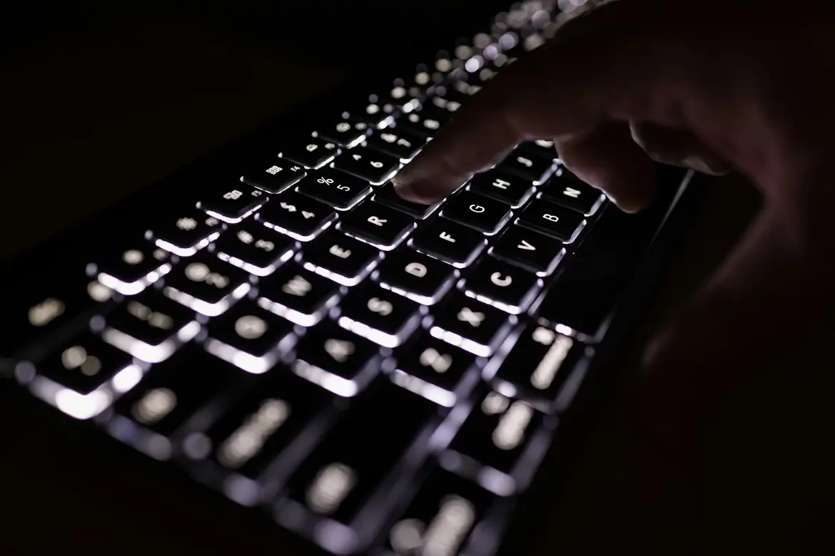 How to improve typing speed and typing accuracy